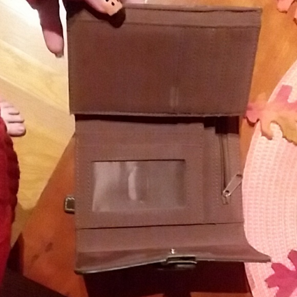 Wallet - Picture 2 of 4